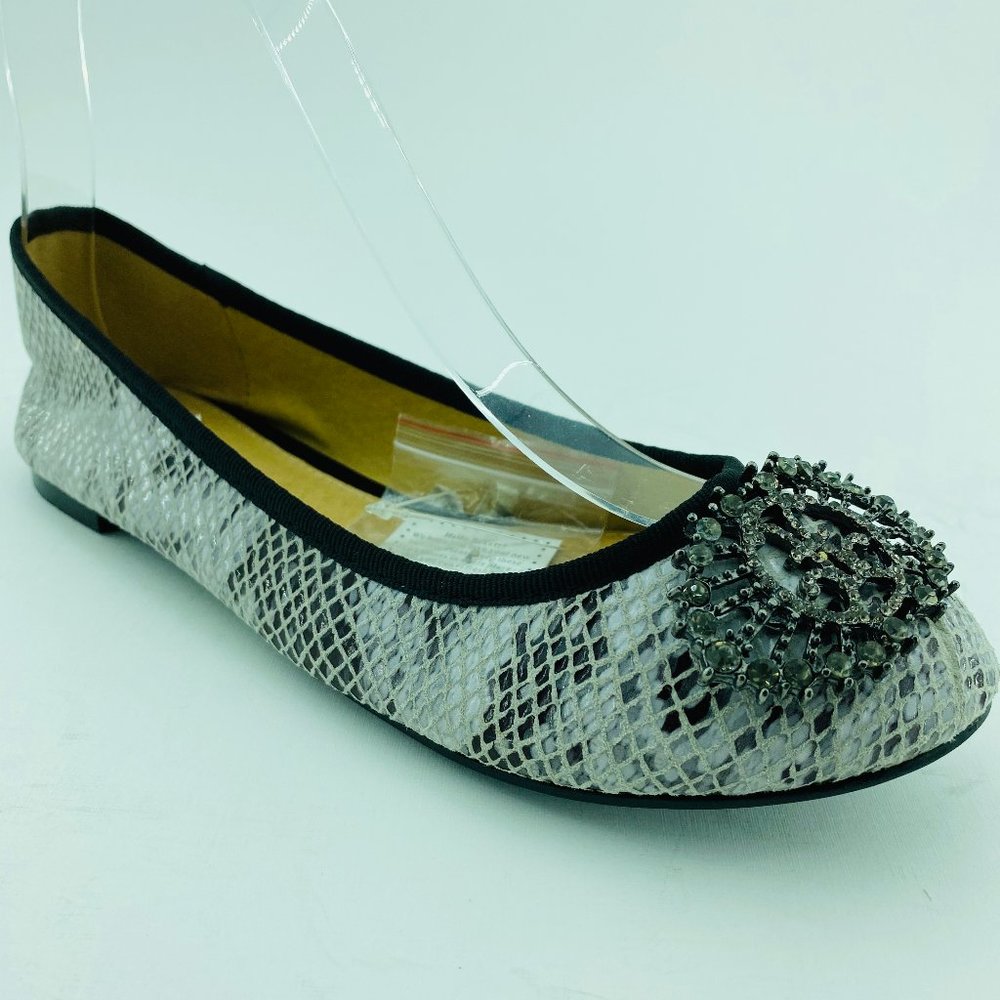 FIBI & CLO AUDREY SNAKE FLATS SIZE 6, NIB